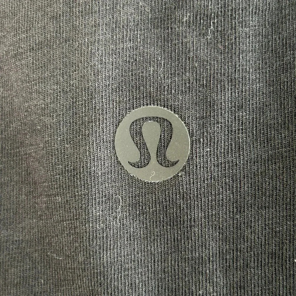 Lululemon Black V Neck Split Side Front Sleeveless Muscle Tank Size 6 - Picture 3 of 6